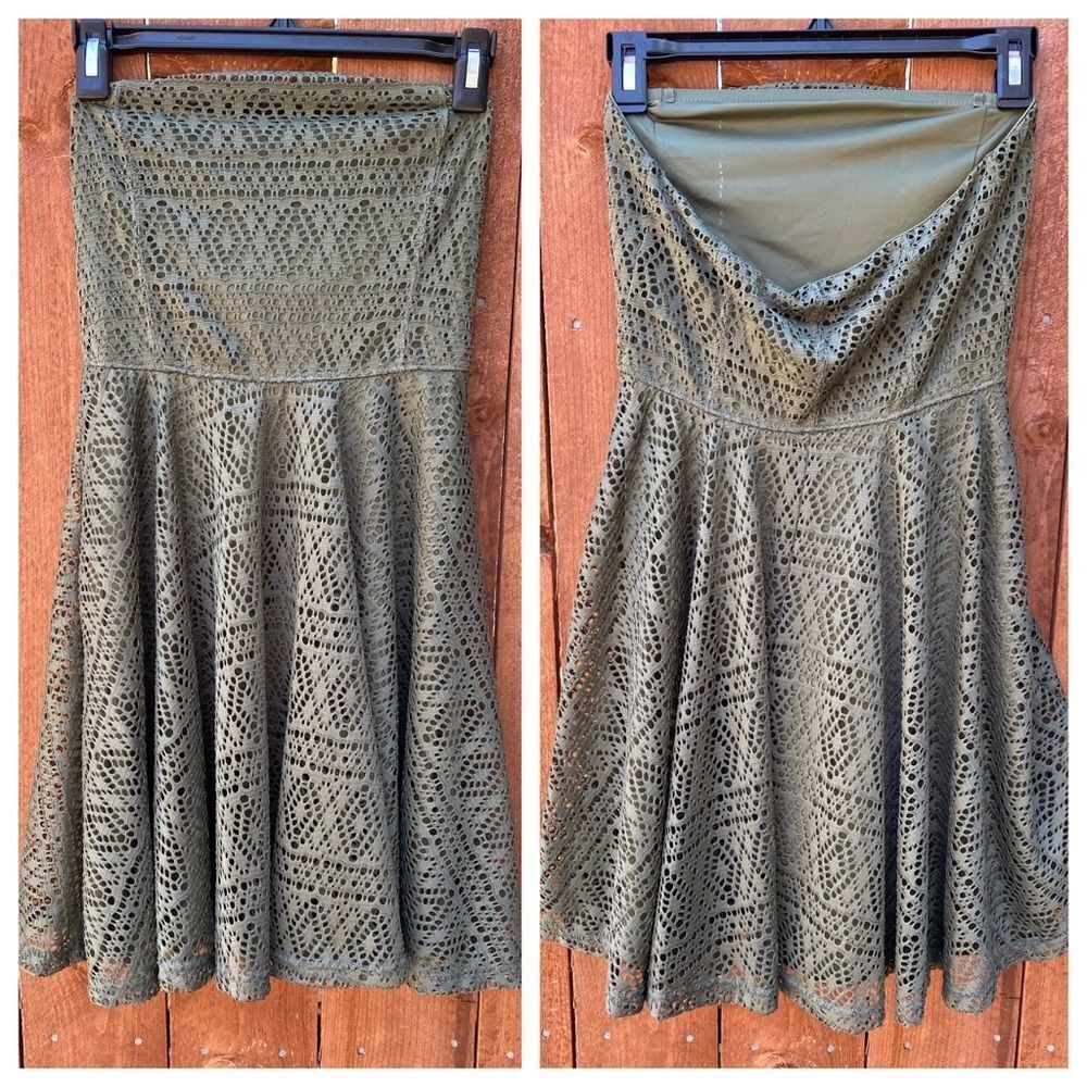 Express Strapless Dress‎ - Picture 2 of 9